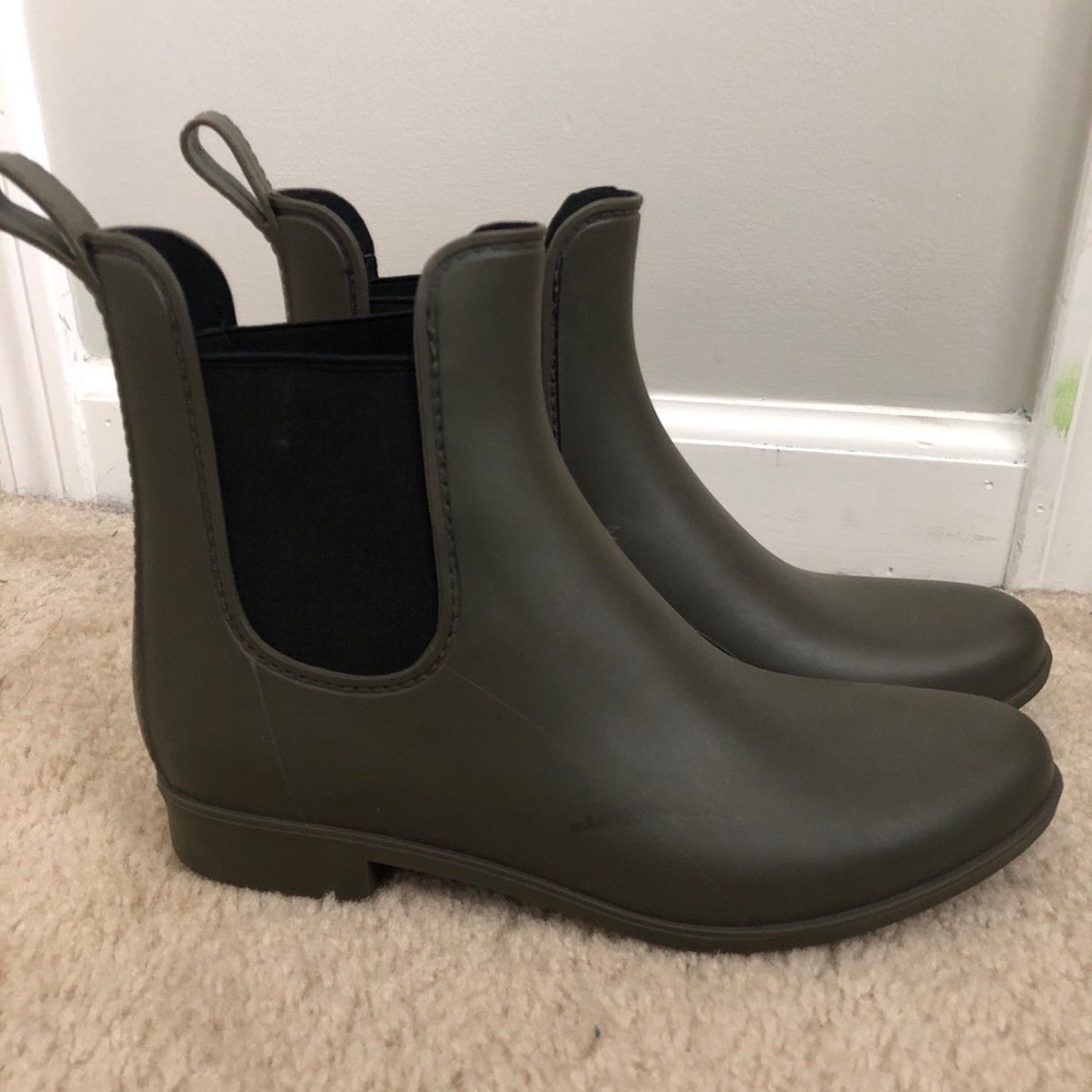 Green Chelsea Rain Boots